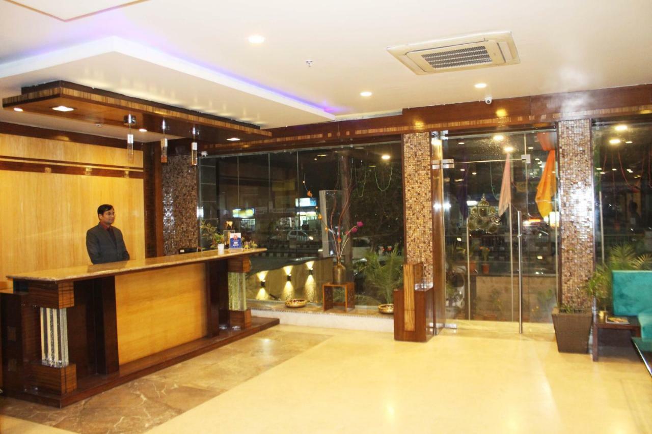 Tgi Apple Inn Dzsaipur Kültér fotó